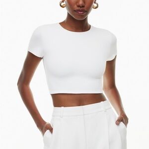 Babaton contour crew cropped top